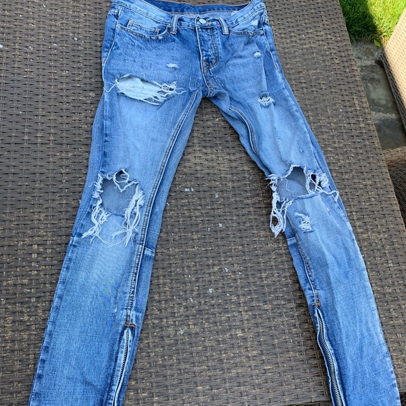 denim jeans size 28